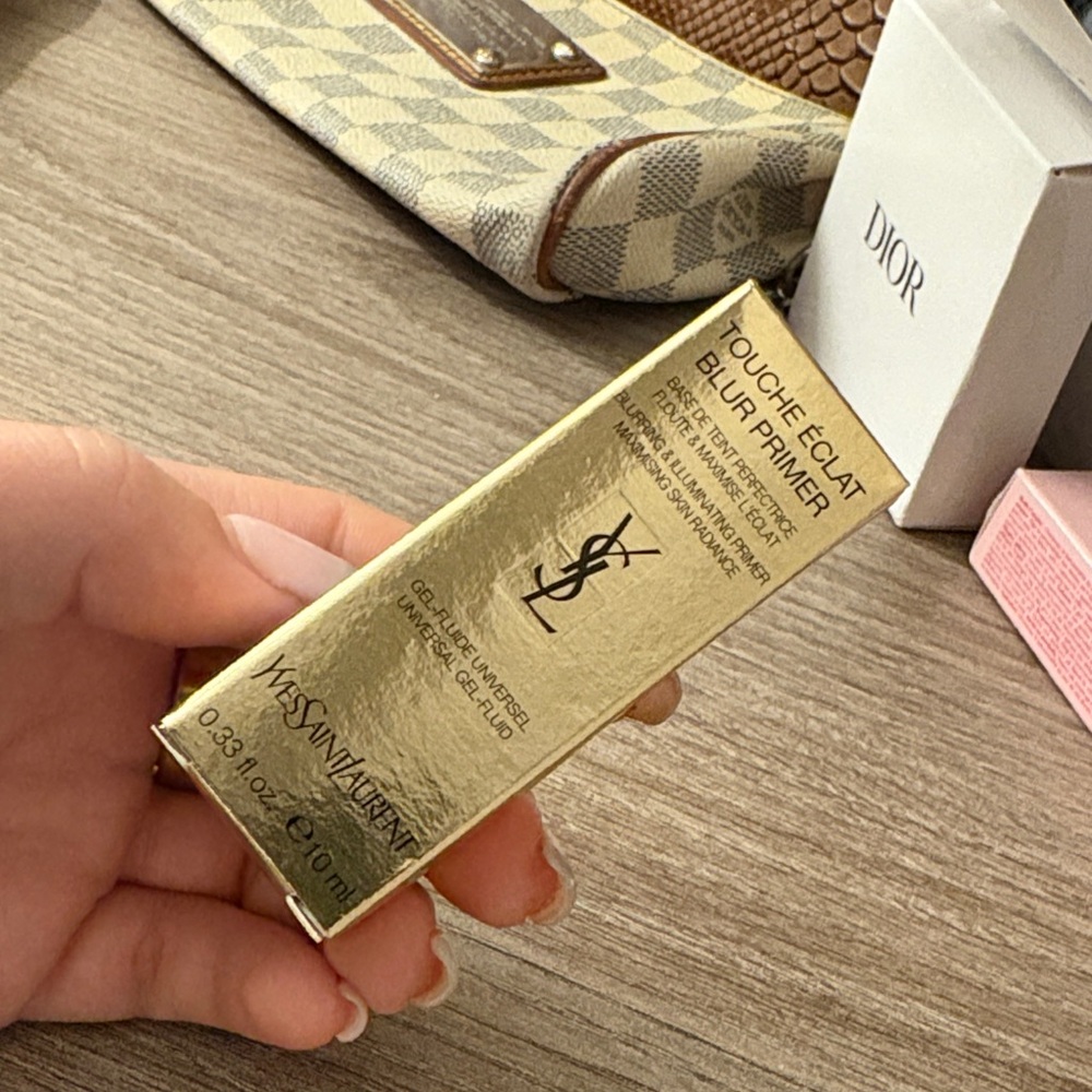 Yves Saint Laurent Gold Touche Éclat blur makeup Primer